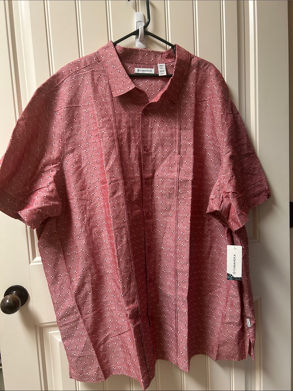 Cubavera Short Sleeve Button-Down Shirt in Dusty Rose with Micro Dot Print
